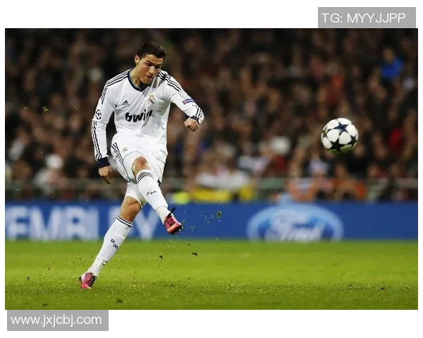 精彩足球战报:激烈对决与惊艳进球回顾,赛季焦点一网打尽 精彩足球战报:激烈对决与惊艳进球回顾,赛季焦点一网打尽